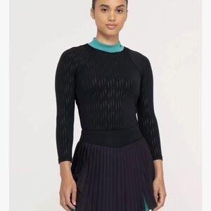 Bad Birdie The Links Mock Top Womens Medium Black Cropped Long Sleeve Golf